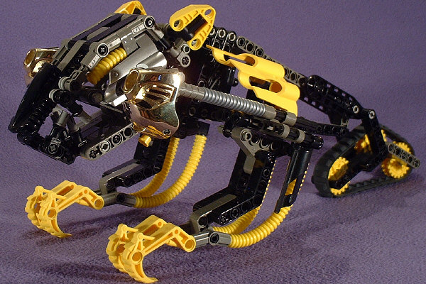 Gold MUAKA