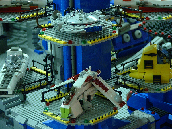 Falcon & Gunship