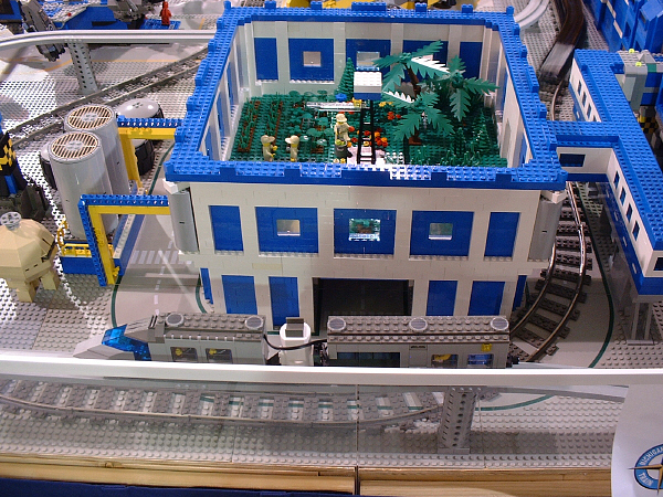 Monorail 10/11
