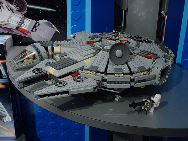 Falcon Closed