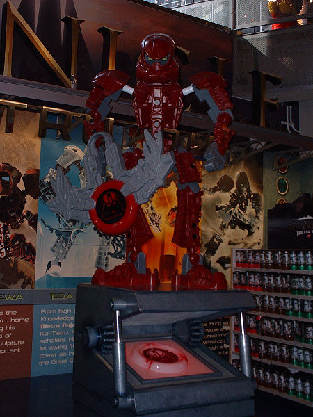 VAKAMA Statue Front View