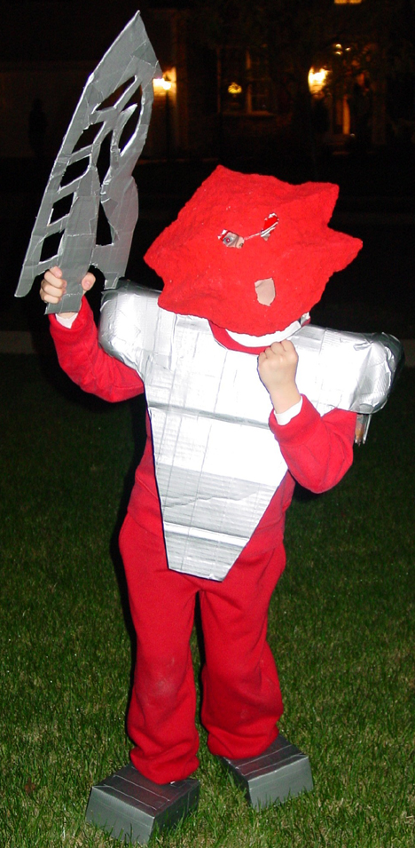 TAHU NUVA Costume