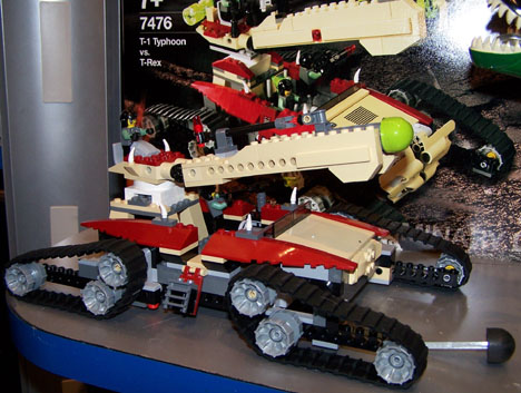 Dino Attack 7476 Car