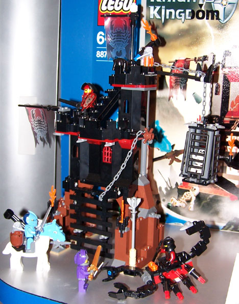 8876 Scorpion Prison Cage
