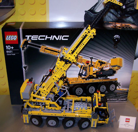 8421 Mobile Crane