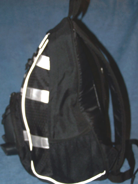 WHENUA Backpack Right